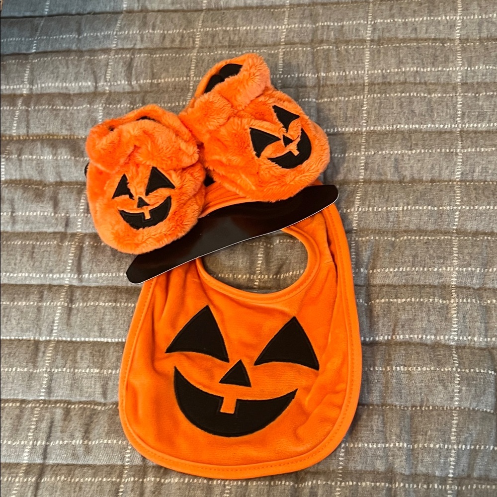 Halloween Pumpkin Bib and Booties Set